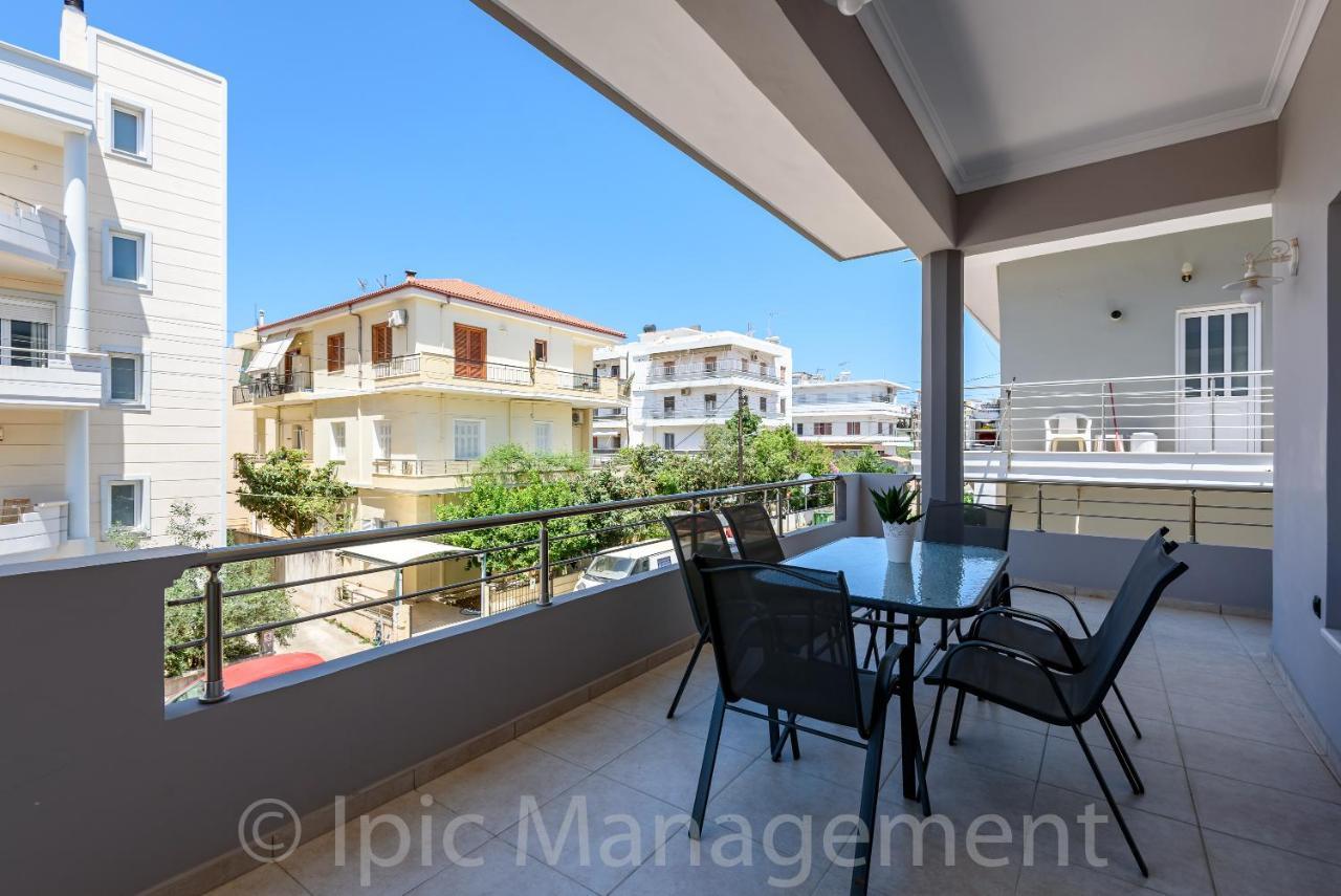City Center Apartment With Rooftop Swimming Pool Hriszí Aktí Haniá Kültér fotó
